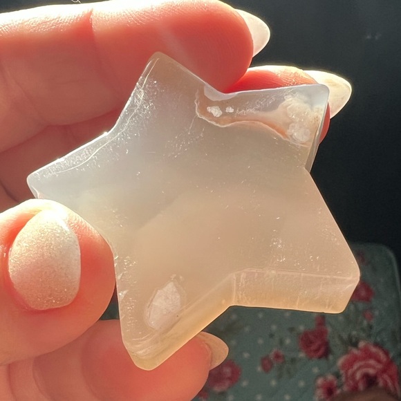 Agate Star - Picture 3 of 17